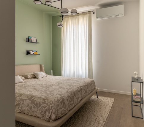 Camera da Letto in stile contemporaneo di 14 di Caterina Scamardella Architetto