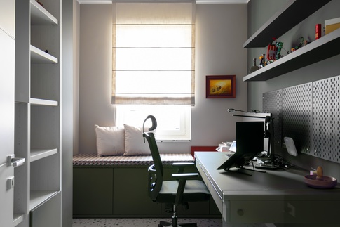 Studio in stile contemporaneo di 8 di Studio MAC