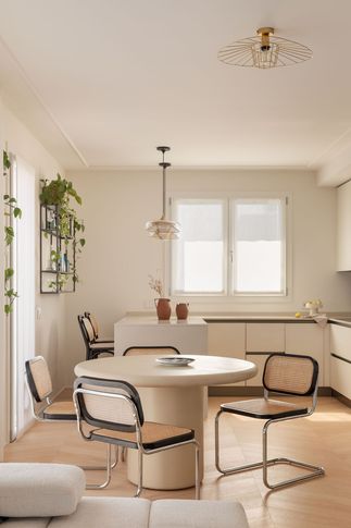Open Space in stile minimal di 38 di Sofia Carta Studio