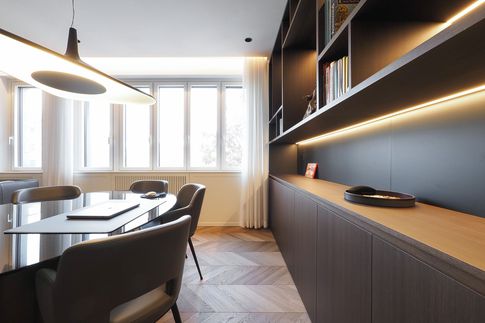 Soggiorno in stile moderno di 25 di Desearq studio - architettura e interior design Soggiorno in stile moderno di 25 di Desearq studio - architettura e interior design