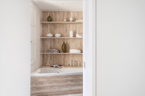 Bagno in stile contemporaneo di 7 di Tramas
