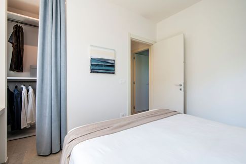 Camera da Letto in stile minimal di 10 di Cariolato Arredamenti