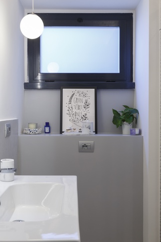 Bagno in stile moderno di 5 di zero6studio