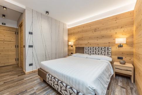 Camera da Letto in stile naturale di 19 di Arredamenti Andalo Camera da Letto in stile naturale di 19 di Arredamenti Andalo