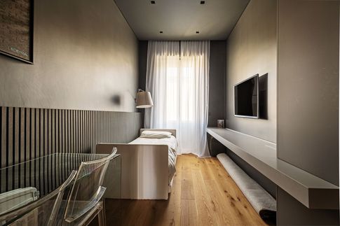 Camera da Letto in stile contemporaneo di 13 di kkarchitecture