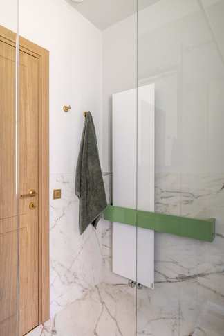 Bagno in stile contemporaneo di 5 di Giulia Dalena Bagno in stile contemporaneo di 5 di Giulia Dalena
