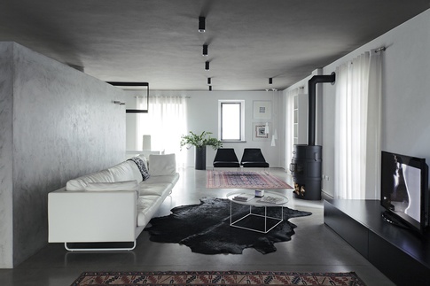 Open Space in stile moderno di 90 di COLLETTIVO_INVƎRSO