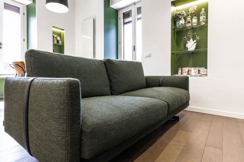 Open Space in stile contemporaneo di 35 di Desearq studio - architettura e interior design