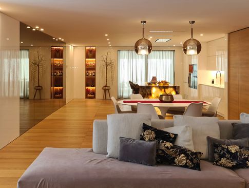 Open Space in stile moderno di 80 di GIOVANNI SELLITRI STUDIO