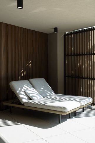 Patio in stile minimal di 15 di Cariolato Arredamenti