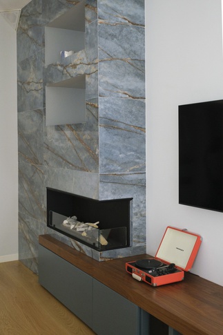 Soggiorno in stile contemporaneo di 26 di As architettura