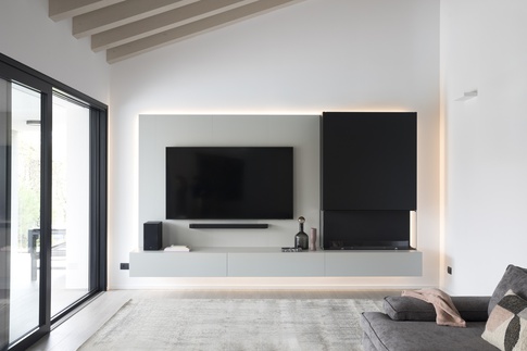 Soggiorno in stile moderno di 34 di WPVA Walter Pescarollo-Vivan Architects