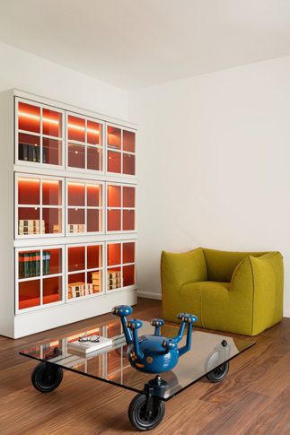 Open Space in stile contemporaneo di 450 di Studiounoarchitettura