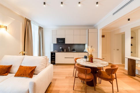 Open Space in stile contemporaneo di 25 di FCInteriorDesignStudio |