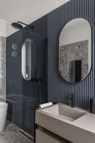 Bagno in stile contemporaneo di 6 di Lascia la Scia
