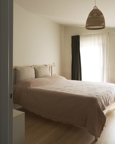 Camera da Letto in stile scandinavo di 14 di Michela Cordisco Studio