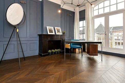 Studio in stile moderno di 40 di Equus Architects