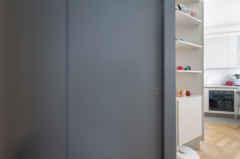 Camera da Letto in stile contemporaneo di 9 di STUDIO CREATIONS - Roberta Tricarico A & D