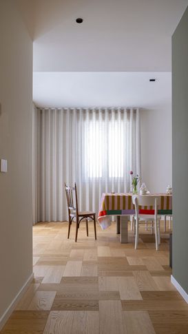 Open Space in stile contemporaneo di 25 di Michela Cordisco Studio