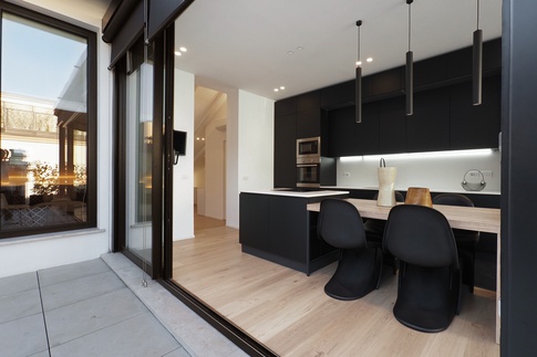 Veranda in stile moderno di 25 di Desearq studio - architettura e interior design