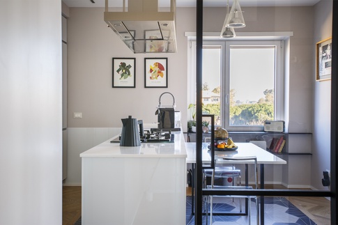 Cucina in stile contemporaneo di 16 di Valentina Varricchio Architetto Cucina in stile contemporaneo di 16 di Valentina Varricchio Architetto