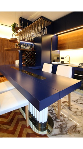 Open Space in stile moderno di 50 di 4rch gruppo di architettura