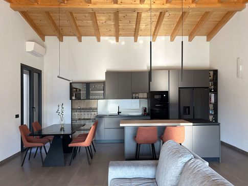 Open Space in stile contemporaneo di 53 di Giulia Dagheti Architetto