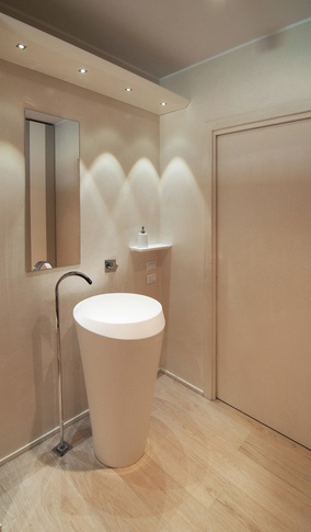 Bagno in stile minimal di 6 di Rachele Biancalani Studio