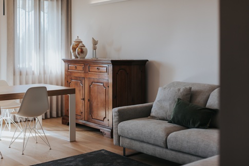 Soggiorno in stile moderno di 30 di design by very