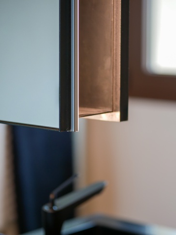 Bagno in stile contemporaneo di 15 di Easy Living Bagno in stile contemporaneo di 15 di Easy Living