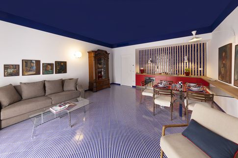 Soggiorno in stile mediterraneo di 35 di Coluccio architetti