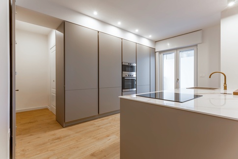 Bagno di Servizio in stile nordico di 4 di Claudia Del Core Architetto