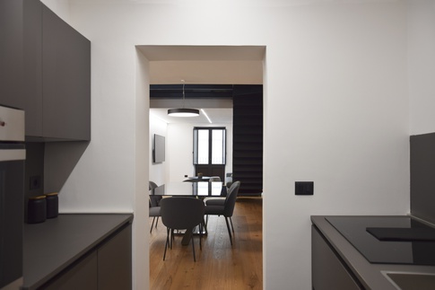 Open Space in stile contemporaneo di 45 di C+C Cucuzza Cavallaro Architetti