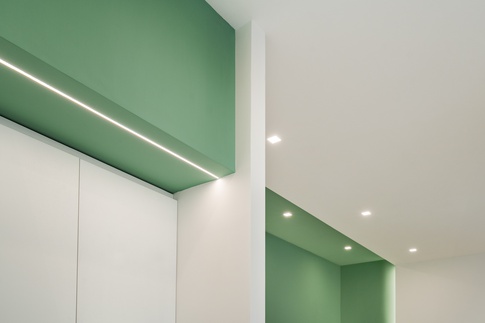 Open Space in stile contemporaneo di 30 di X1Architettura