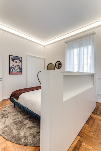 Camera da Letto in stile contemporaneo di 25 di MOB Architects