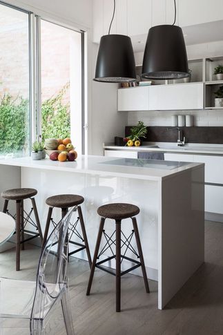 Cucina in stile moderno di 30 di VIU' STUDIO DI ARCHITETTURA