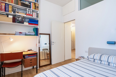 Camera da Letto in stile contemporaneo di 13 di studioaria Camera da Letto in stile contemporaneo di 13 di studioaria