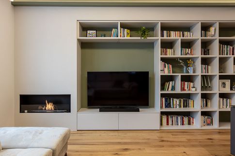 Open Space in stile contemporaneo di 40 di Carola Ribotta architetto