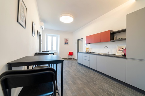 Open Space in stile moderno di 18 di Serena Maiorano Architetto