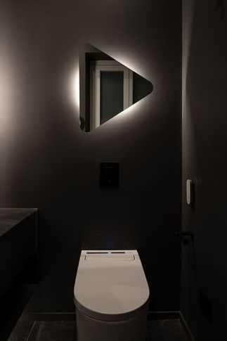 Bagno in stile contemporaneo di 5 di Formale.