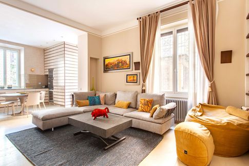 Soggiorno in stile contemporaneo di 40 di Equus Architects