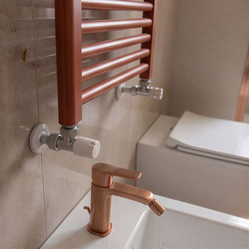 Bagno di Servizio in stile contemporaneo di 5 di SaturninoStudio Architecture and Design Bagno di Servizio in stile contemporaneo di 5 di SaturninoStudio Architecture and Design