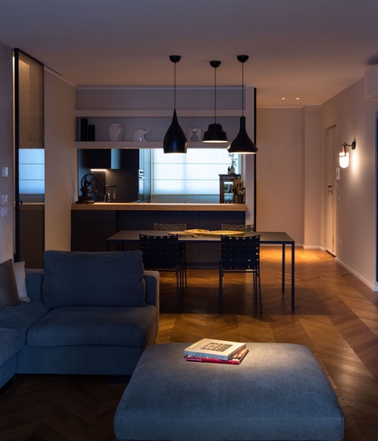 Open Space in stile contemporaneo di 40 di Valentina Garraffa architetto light designer