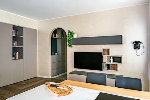 Open Space in stile moderno di 22 di Davide Gratteri Architetto