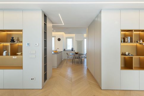 Open Space in stile moderno di 66 di Studio Zanobini