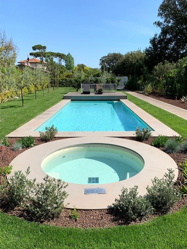 Piscina in stile contemporaneo di 50 di GAP31 Architetti Piscina in stile contemporaneo di 50 di GAP31 Architetti