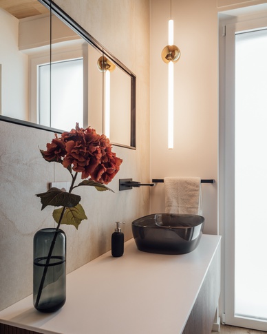 Bagno in stile contemporaneo di 5 di Francesco Cardano Interior Designer Bagno in stile contemporaneo di 5 di Francesco Cardano Interior Designer