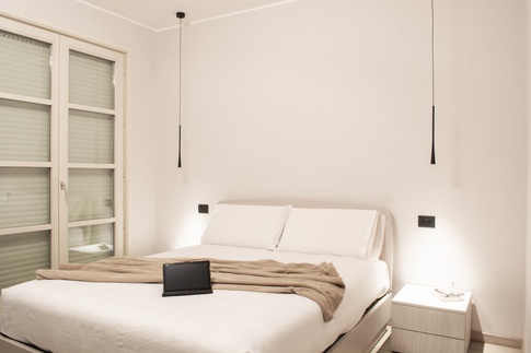 Camera da Letto in stile moderno di 18 di Chiara Colucci Interior Designer