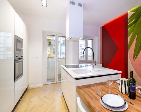 Cucina in stile contemporaneo di 24 di Alessia Faiazza Architetto