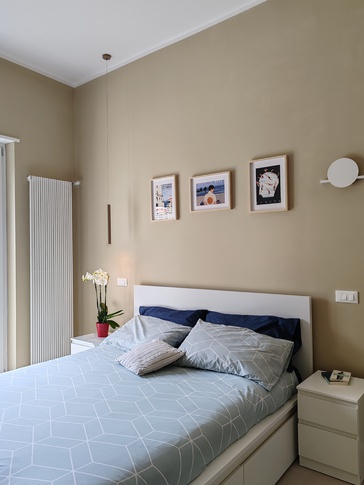 Camera da Letto in stile contemporaneo di 14 di Rossana Alfieri Architetto Camera da Letto in stile contemporaneo di 14 di Rossana Alfieri Architetto